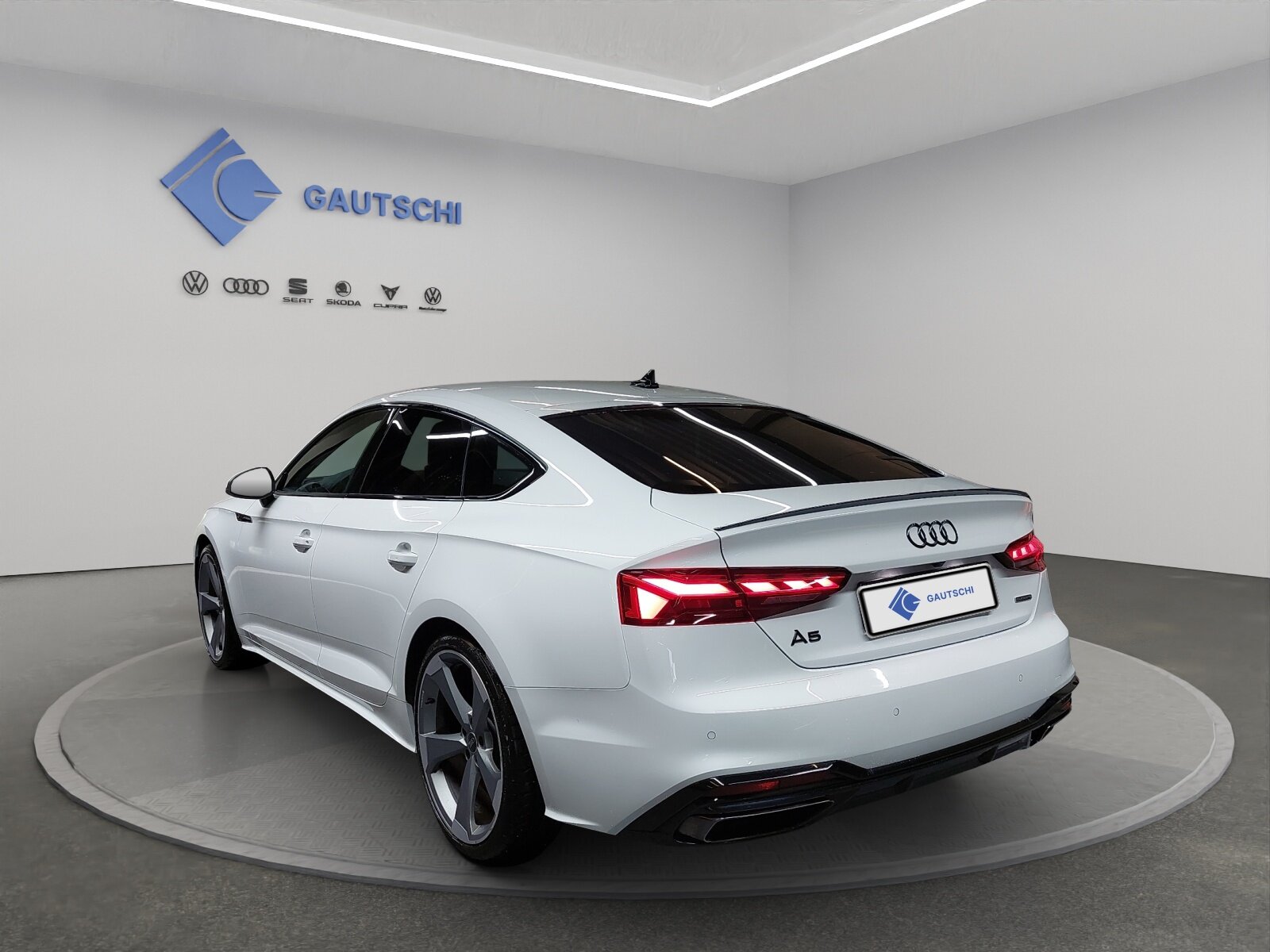 AUDI A5 Sportback 40 TDI S-Line Attraction quattro S-tronic, Mild-Hybrid Diesel/Elektro, Occasion / Gebraucht, Automatik - 3