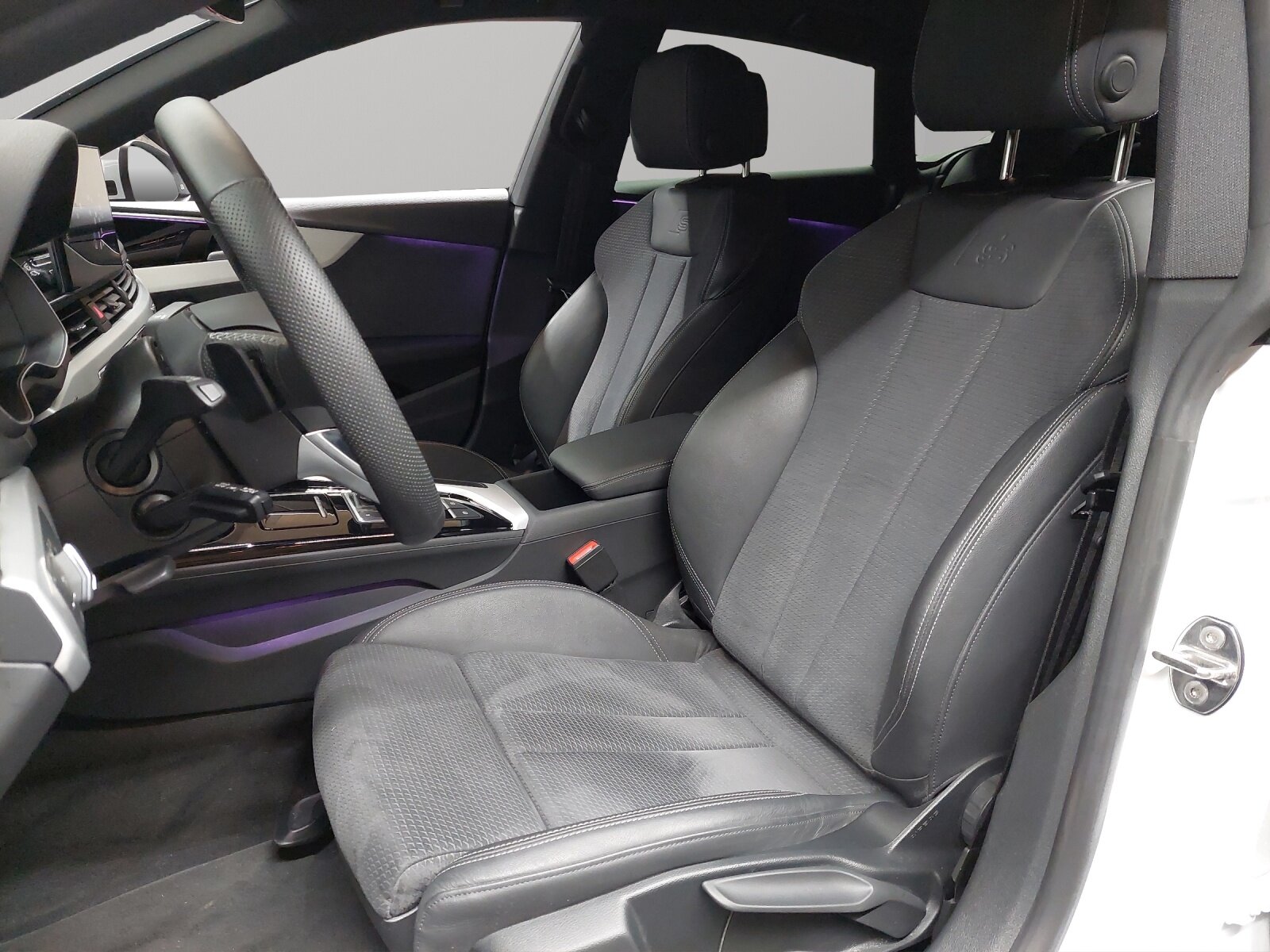 AUDI A5 Sportback 40 TDI S-Line Attraction quattro S-tronic, Mild-Hybrid Diesel/Elektro, Occasion / Gebraucht, Automatik - 6