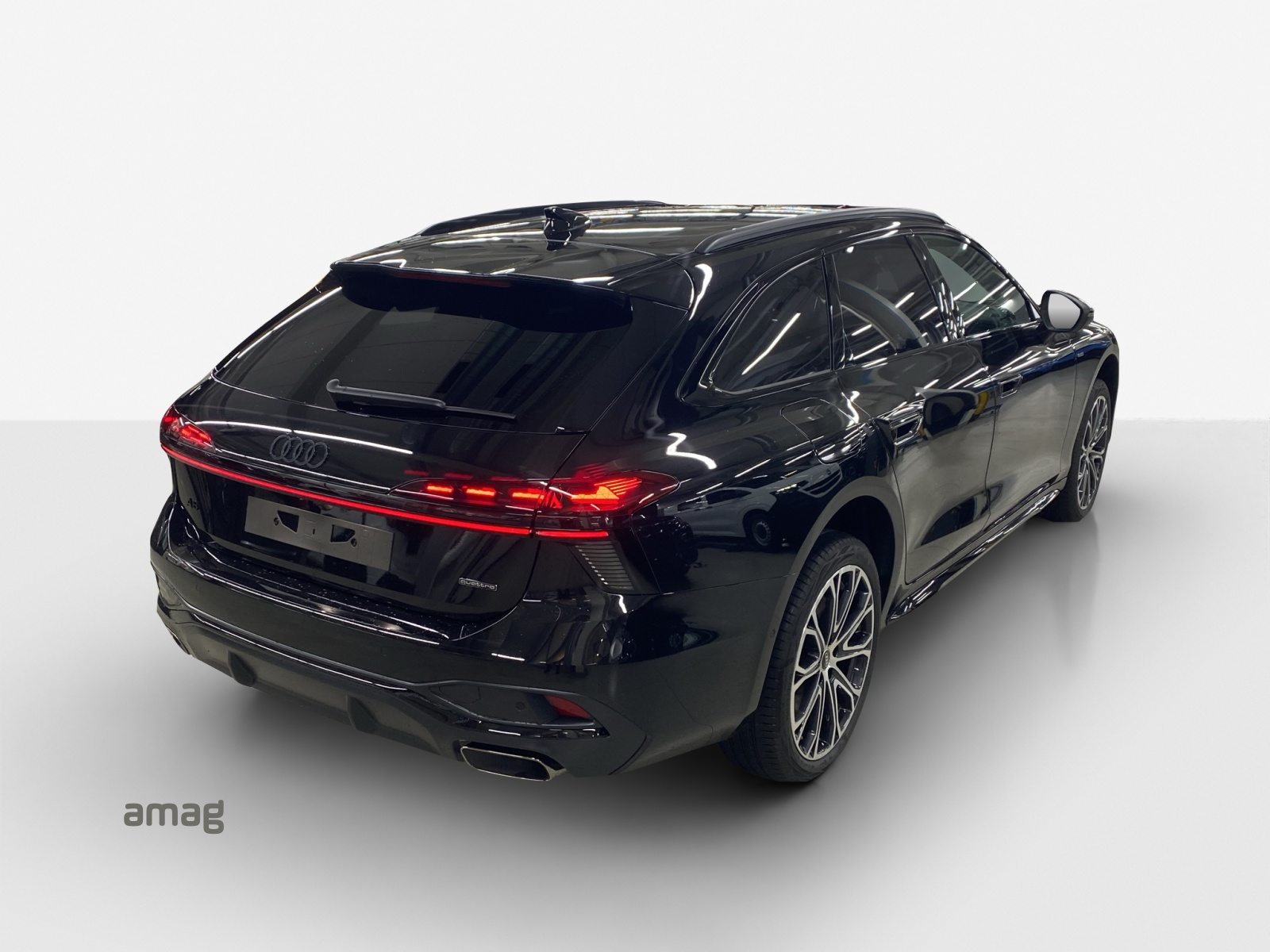 AUDI A6 Avant e-hybrid 270 kW, Hybride Intégral Essence/Électricité, Voiture nouvelle, Automatique - 5