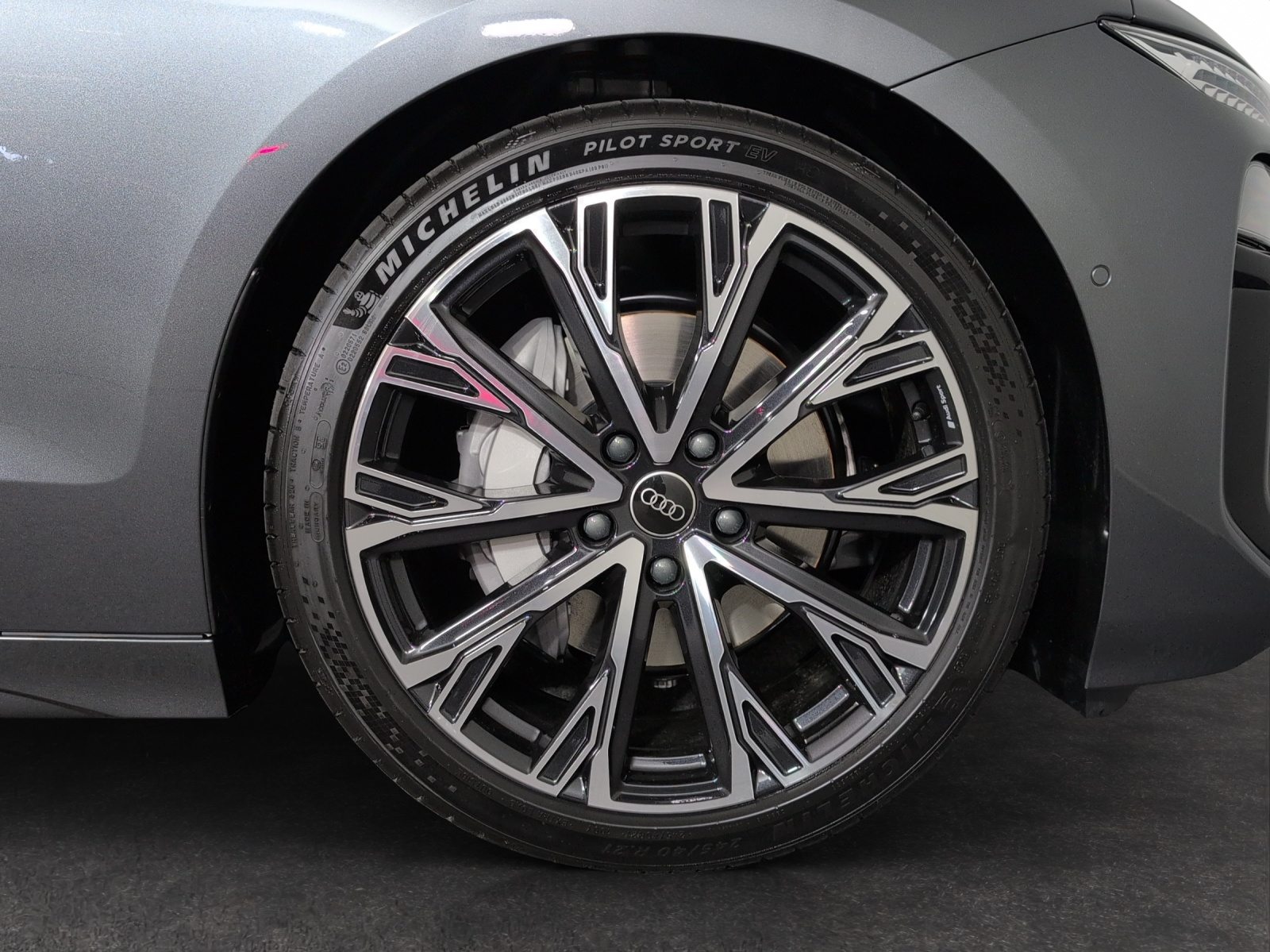 AUDI A6 Avant e-tron quattro, Electric, New car, Automatic - 5
