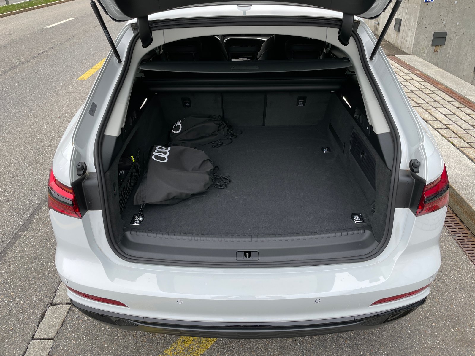 AUDI A6 Avant 55 TFSIe Sport quattro S-tronic, Plug-in-Hybrid Petrol/Electric, New car, Automatic - 7