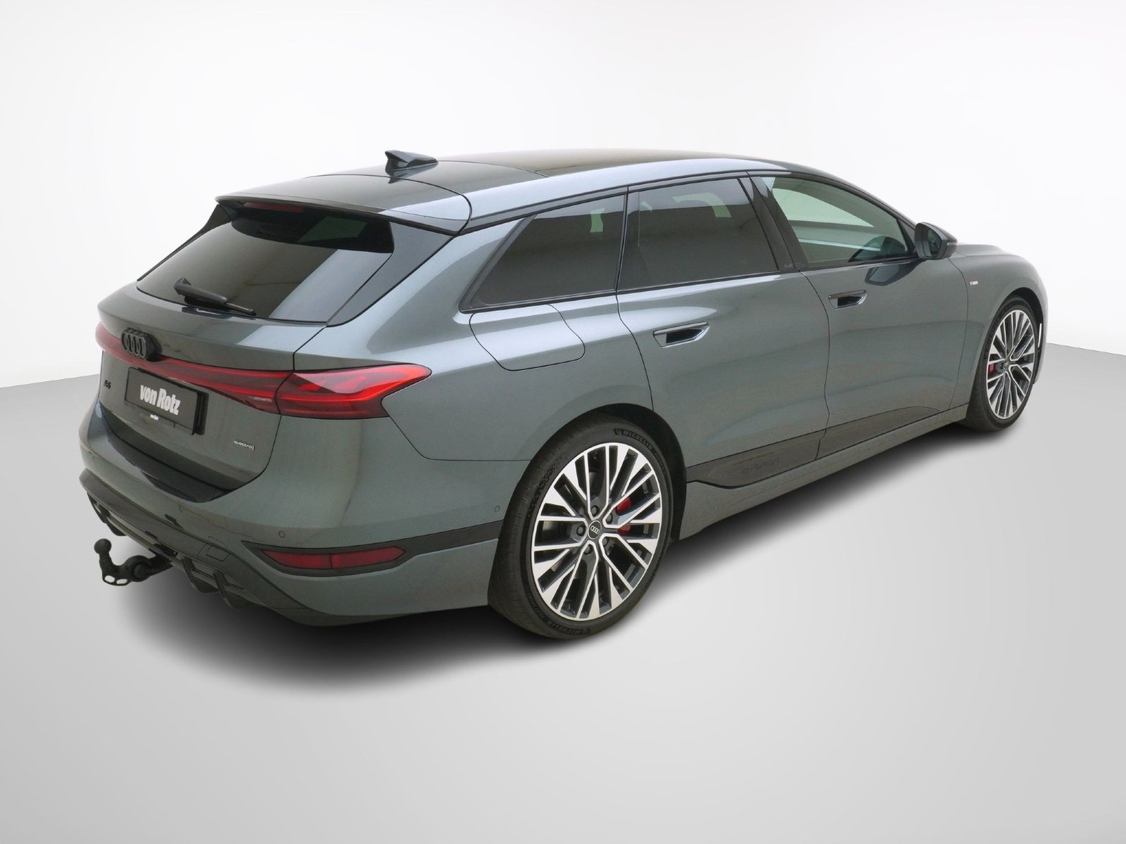 AUDI A6 e-tron Avant quattro S line, Electric, New car, Automatic - 5