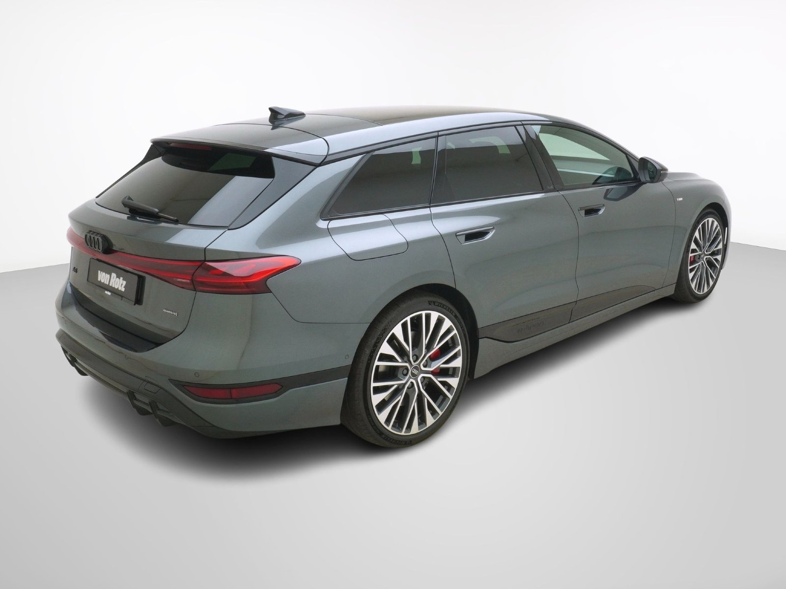 AUDI A6 e-tron Avant quattro S line, Electric, New car, Automatic - 6