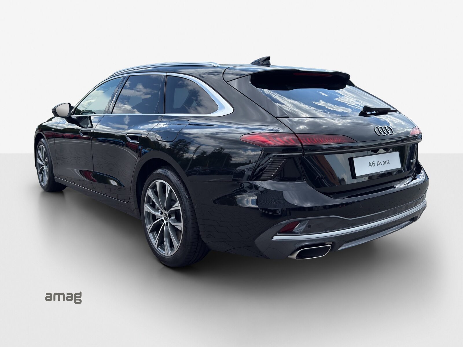 AUDI A6 Avant e-hybrid 220 kW, Hybride Intégral Essence/Électricité, Voiture nouvelle, Automatique - 3