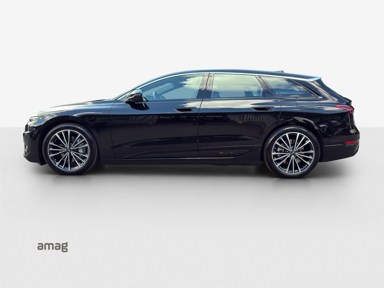 AUDI A6 Avant e-tron quattro, Électrique, Voiture nouvelle, Automatique - 2