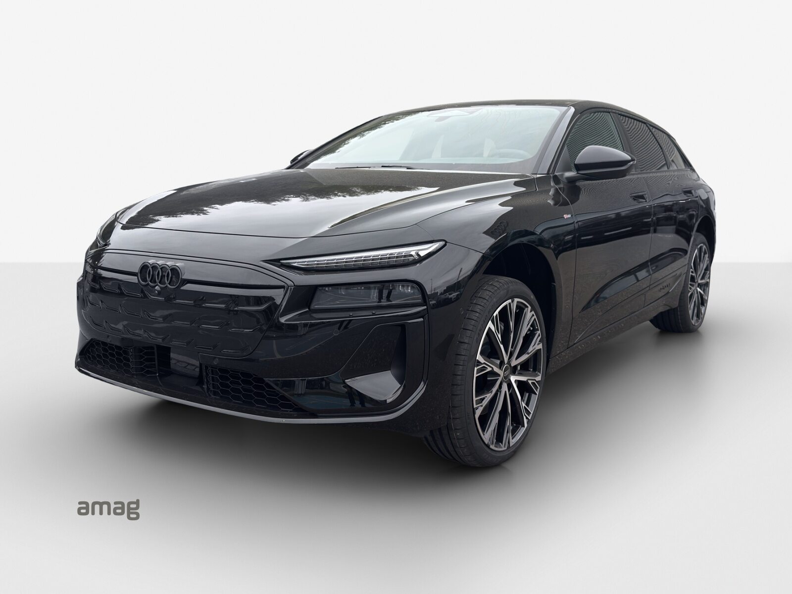 AUDI A6 Avant e-tron quattro