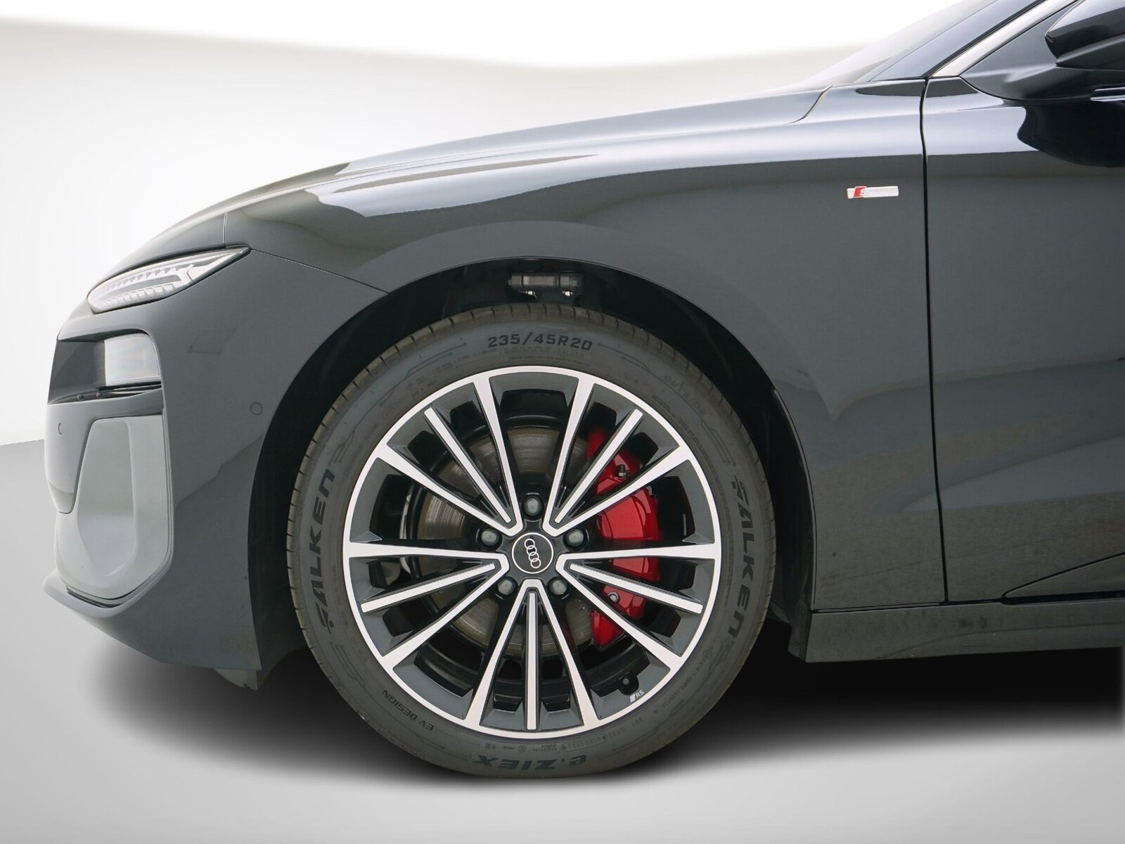 AUDI A6 e-tron Avant Performance S line, Electric, New car, Automatic - 6
