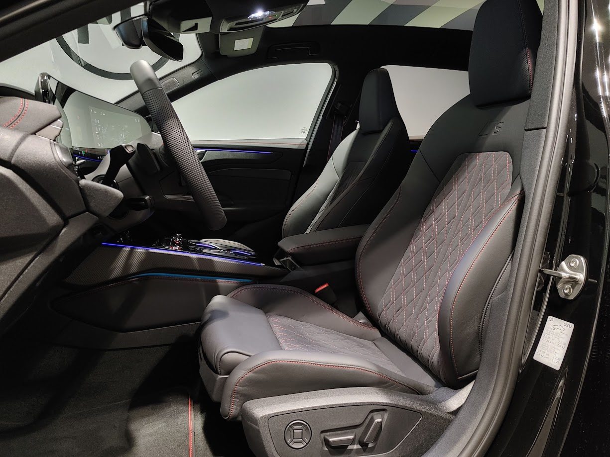 AUDI A6 Avant TFSI 270 kW, Benzin, Occasion / Gebraucht, Automatik - 4