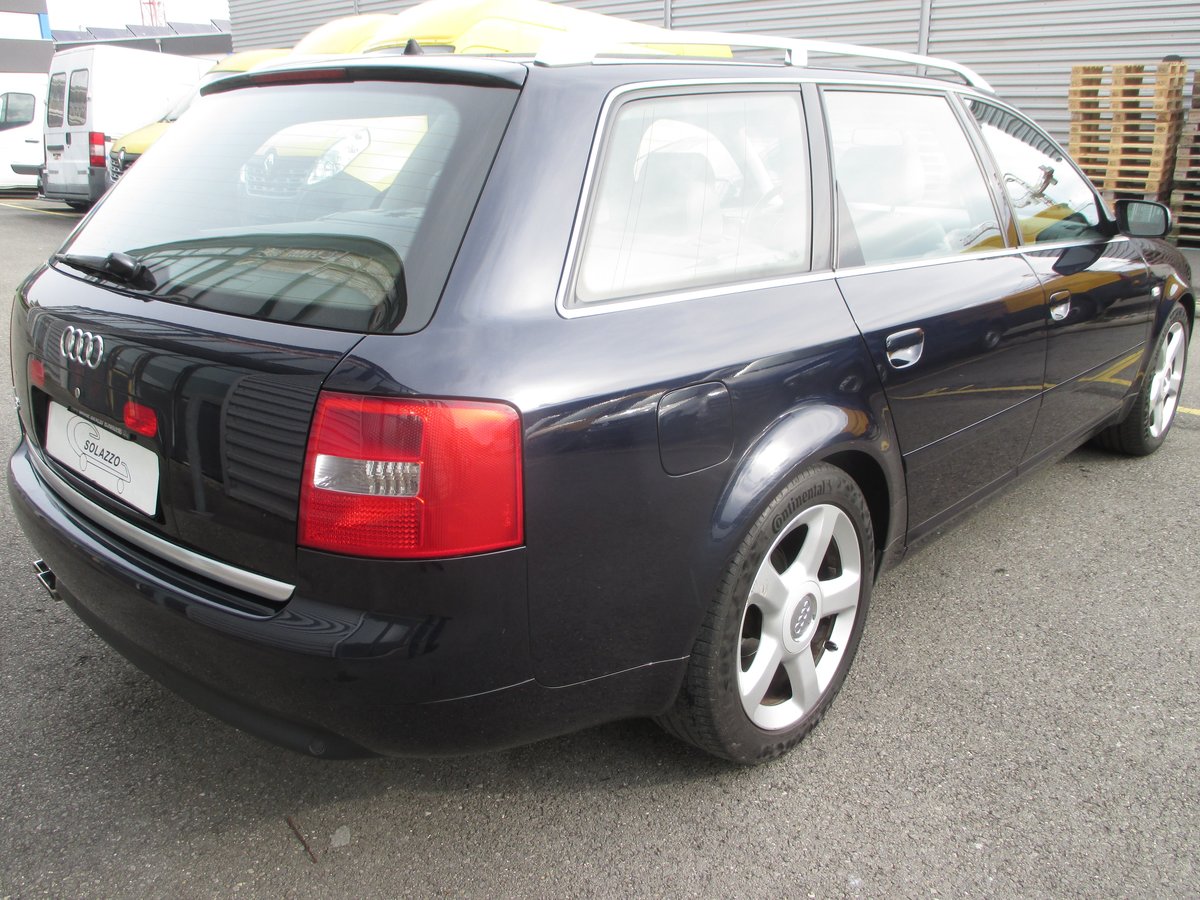 AUDI A6 Avant 3.0, Benzin, Occasion / Gebraucht, Handschaltung - 4