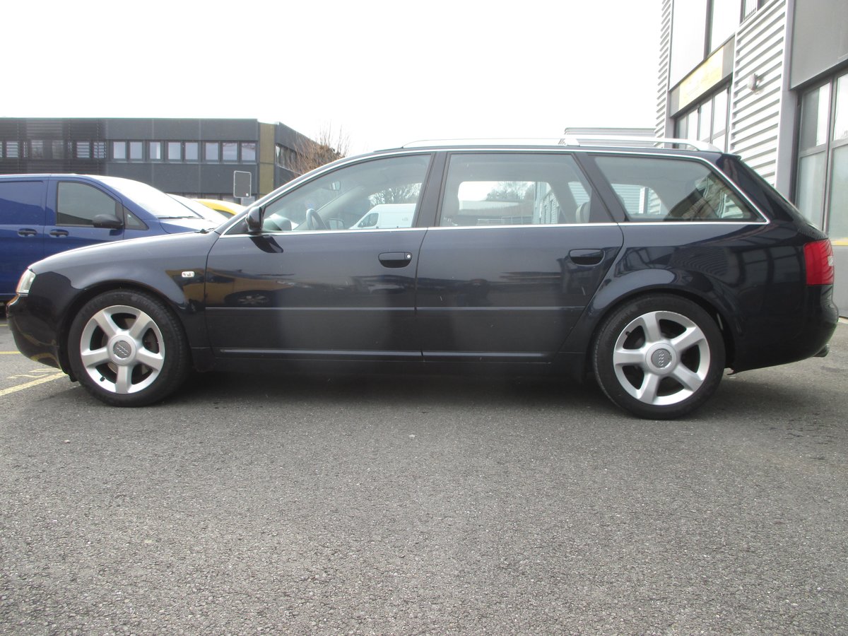 AUDI A6 Avant 3.0, Benzin, Occasion / Gebraucht, Handschaltung - 7