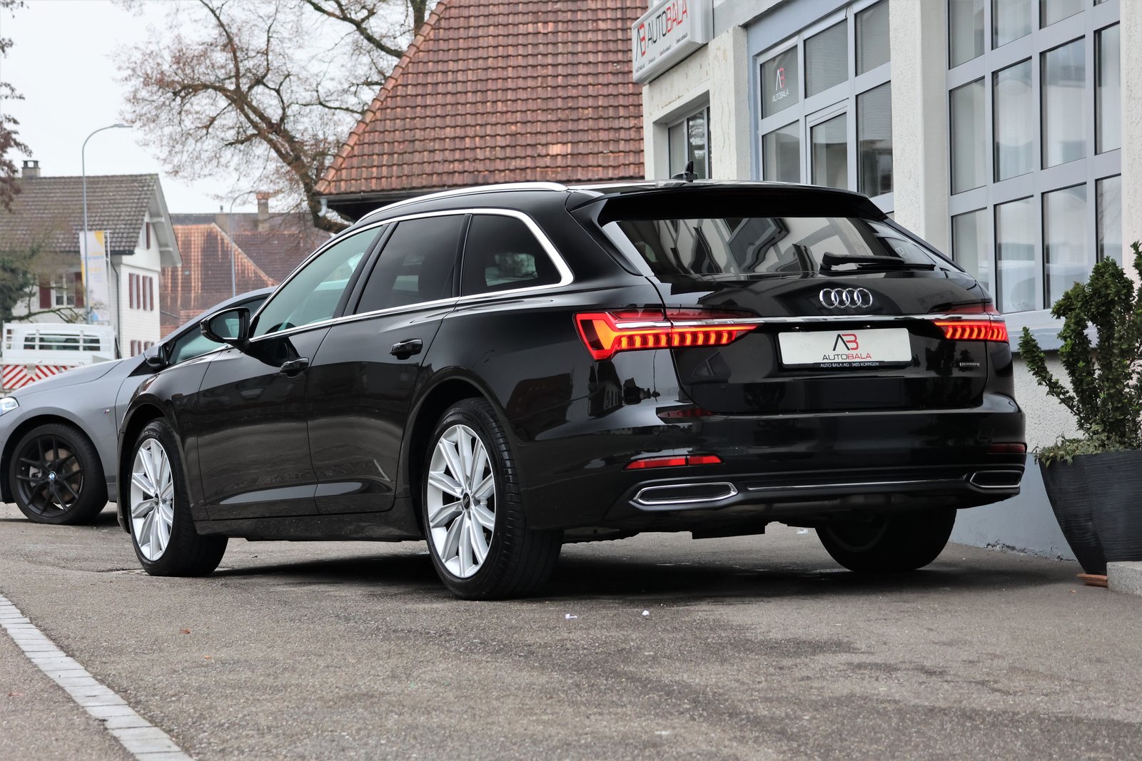 AUDI A6 Avant 55 TFSI Sport quattro S-tronic, Mild-Hybrid Petrol/Electric, Second hand / Used, Automatic - 2