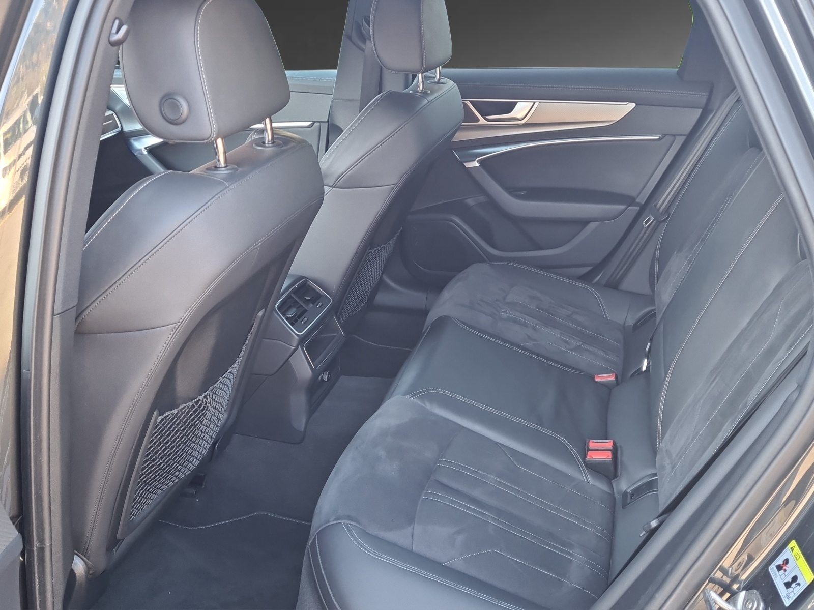 AUDI A6 Avant 40 TDI advanced, Diesel, Second hand / Used, Automatic - 7