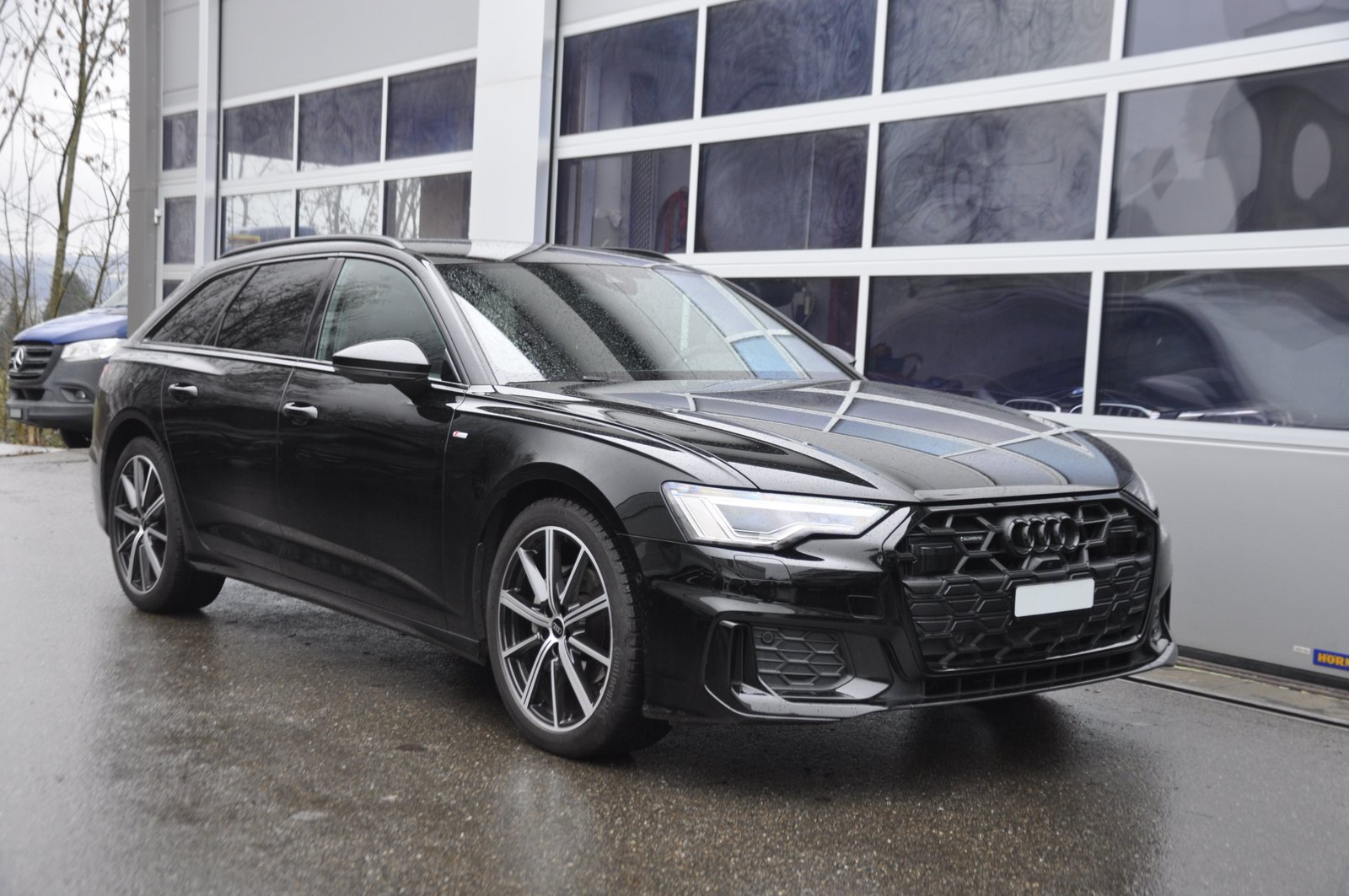 AUDI A6 Avant 40 TDI S line quattro S-tronic