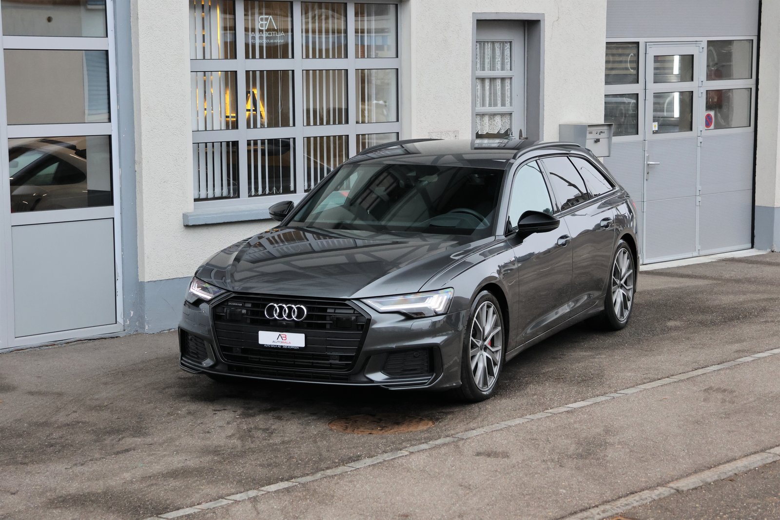 AUDI A6 Avant 55 TFSIe Sport quattro S-tronic