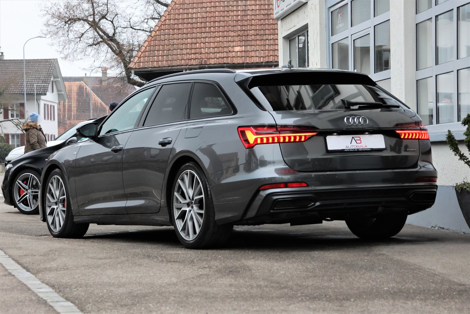 AUDI A6 Avant 55 TFSIe Sport quattro S-tronic, Plug-in-Hybrid Benzin/Elektro, Occasion / Gebraucht, Automatik - 3