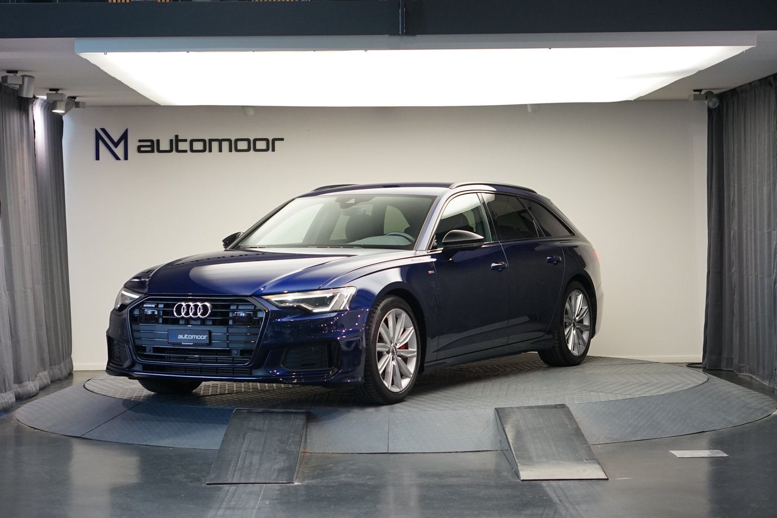 AUDI A6 Avant 55 TFSIe Sport quattro S-tronic *Standheizung*