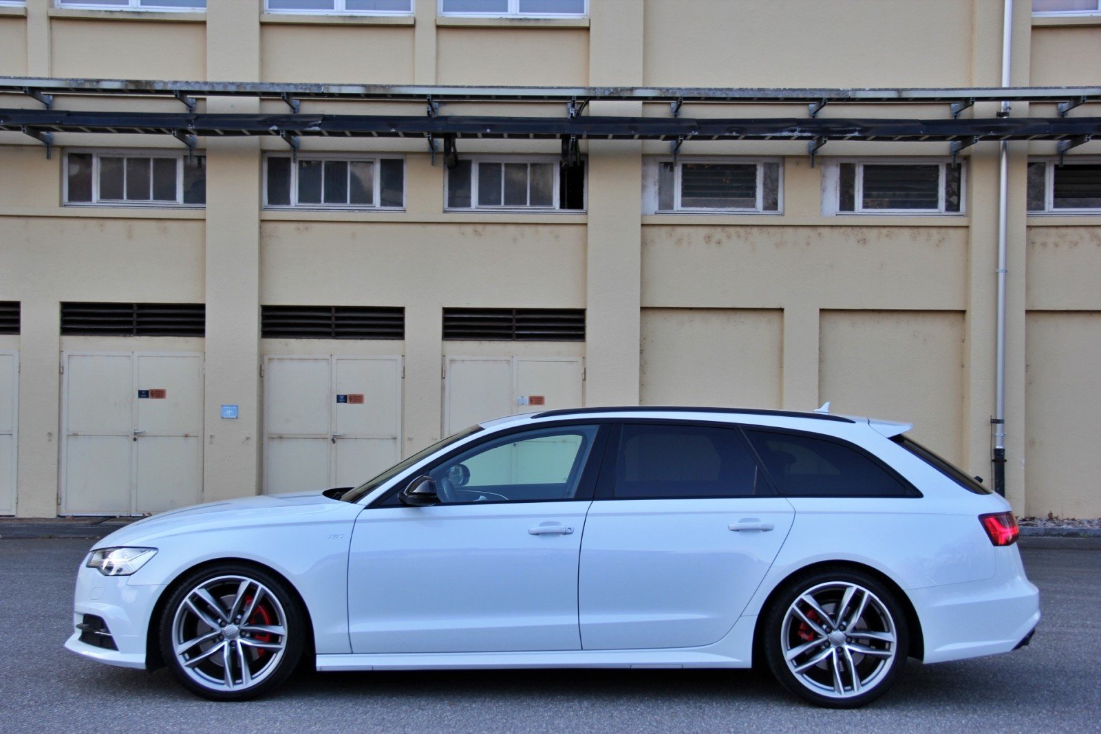 AUDI A6 Avant S-Line 3.0 BiTDI V6 qu. competition, Diesel, Second hand / Used, Automatic - 2