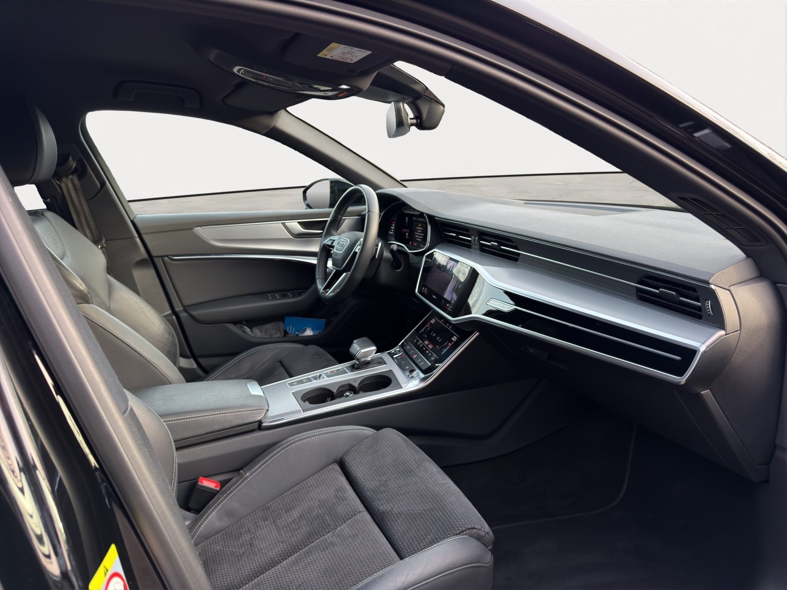 AUDI A6 Avant 40 TDI sport Attraction, Diesel, Occasion / Utilisé, Automatique - 7