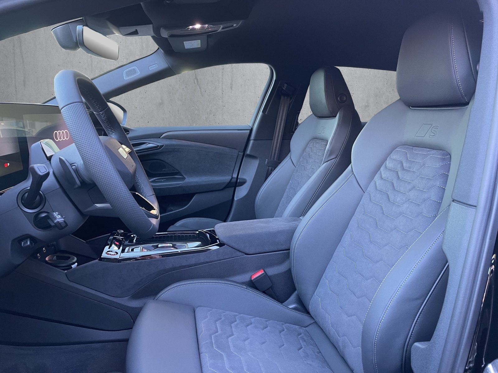 AUDI A6 Avant e-tron quattro, Electric, Second hand / Used, Automatic - 7