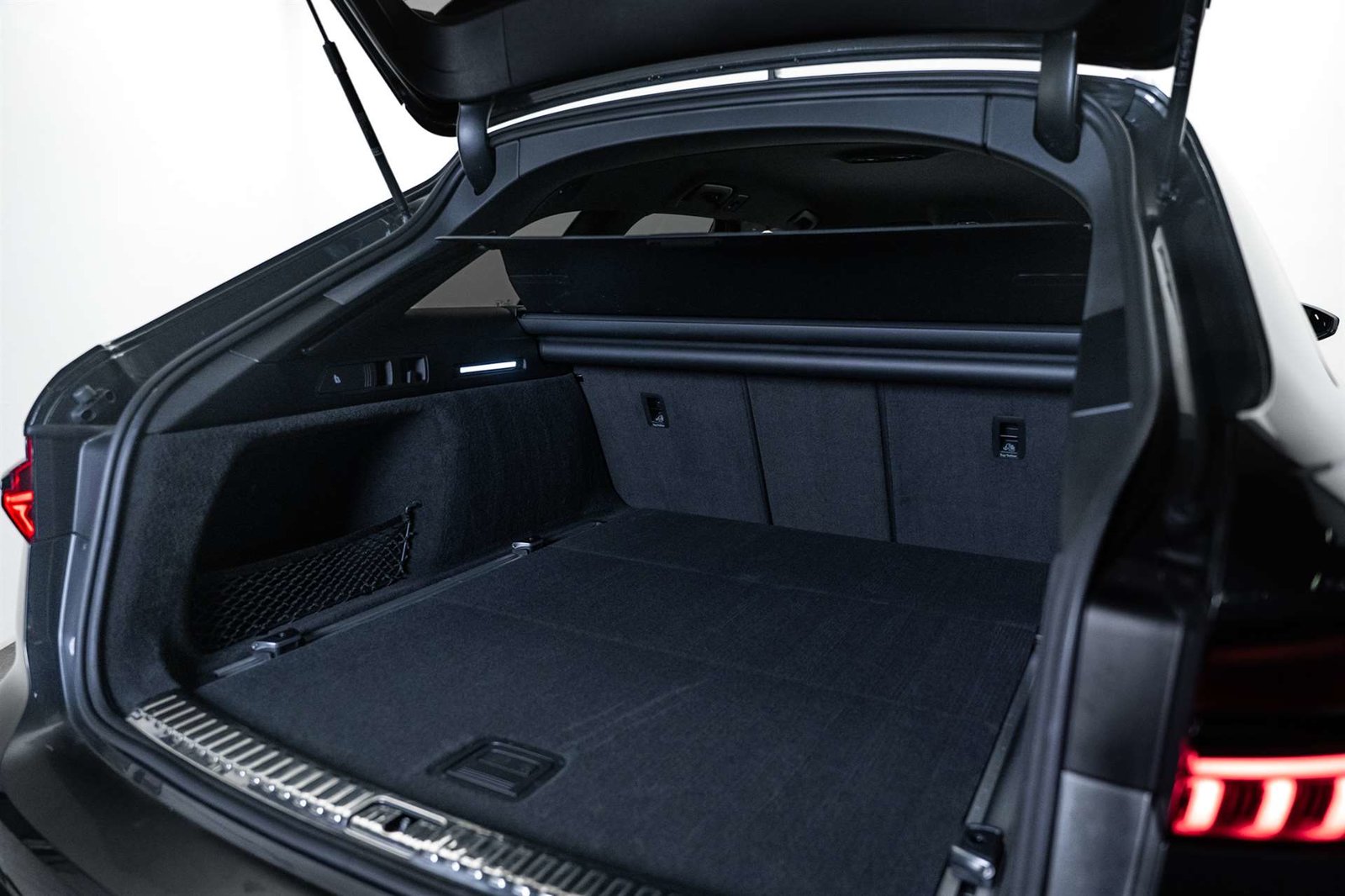 AUDI A6 Avant 45 TFSI S-Line S-tronic quattro, Hybride Léger Essence/Électricité, Occasion / Utilisé, Automatique - 5