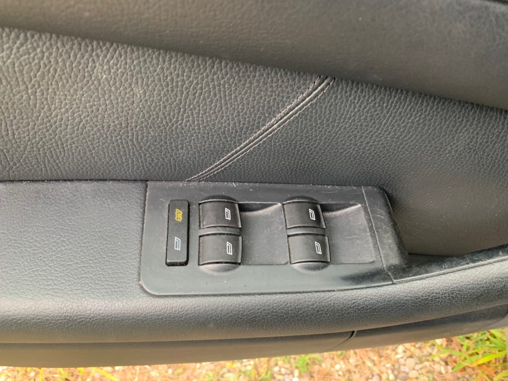 AUDI 2.8 E V6 30V quattro, Essence, Occasion / Utilisé, Automatique - 7