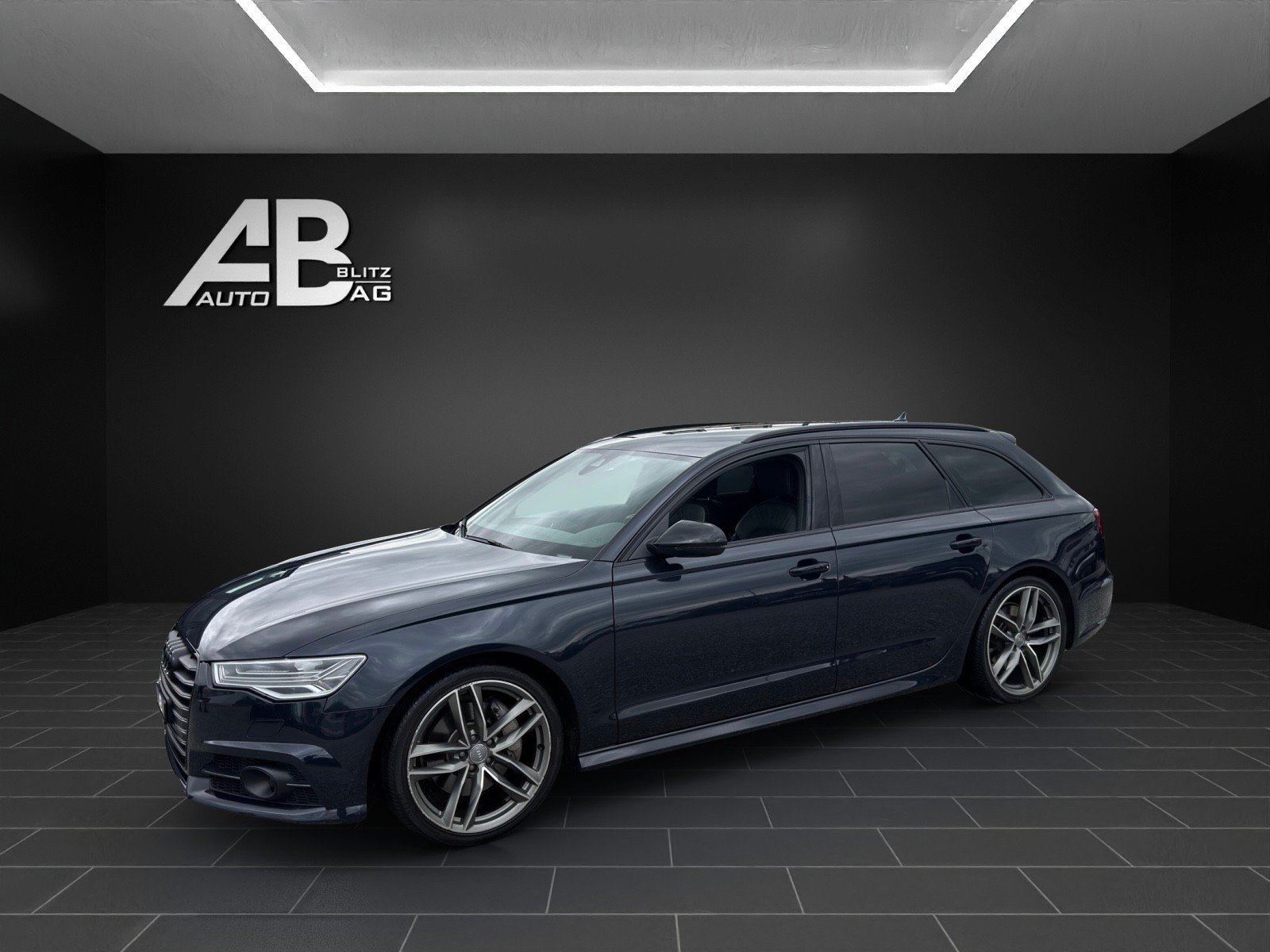 AUDI A6 Avant 2.0 TFSI S-Line quattro S-tronic Paket Black E, Essence, Occasion / Utilisé, Automatique - 2