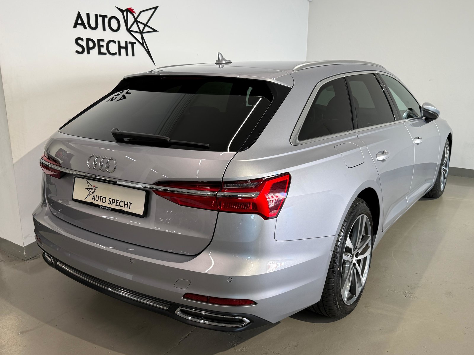 AUDI A6 Avant 45 TFSI Sport S-tronic, Mild-Hybrid Petrol/Electric, Second hand / Used, Automatic - 5