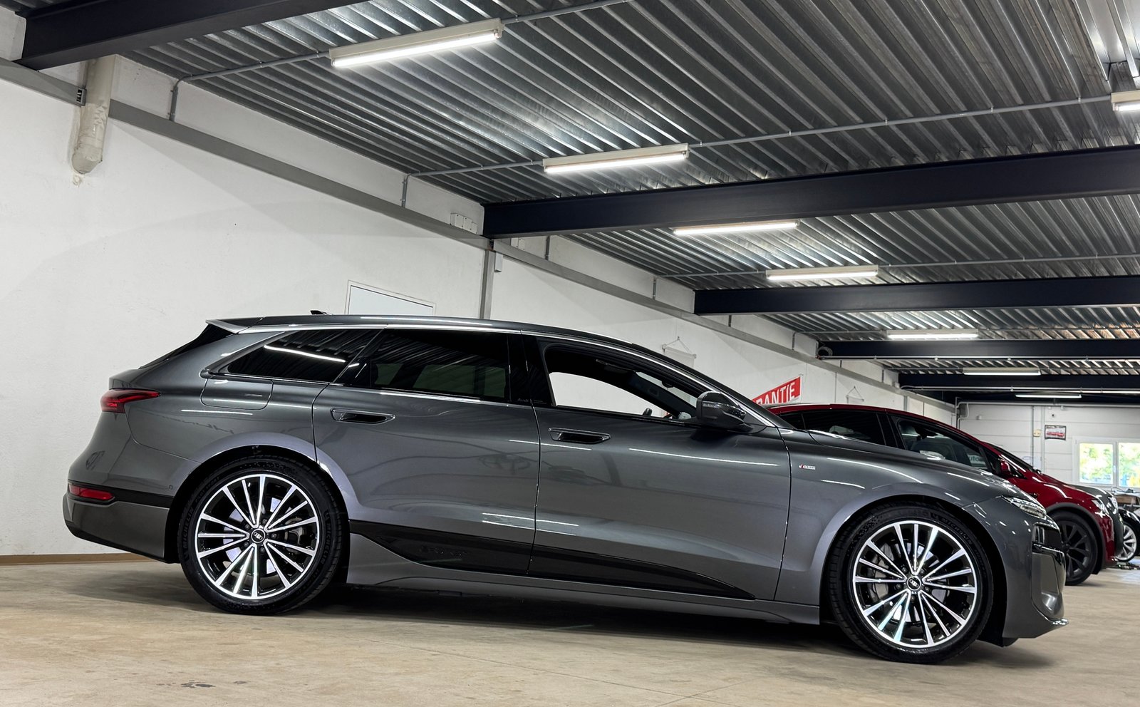 AUDI A6 Avant e-tron S-LINE quattro 428PS // CH-Fahrzeug //, Électrique, Occasion / Utilisé, Automatique - 4
