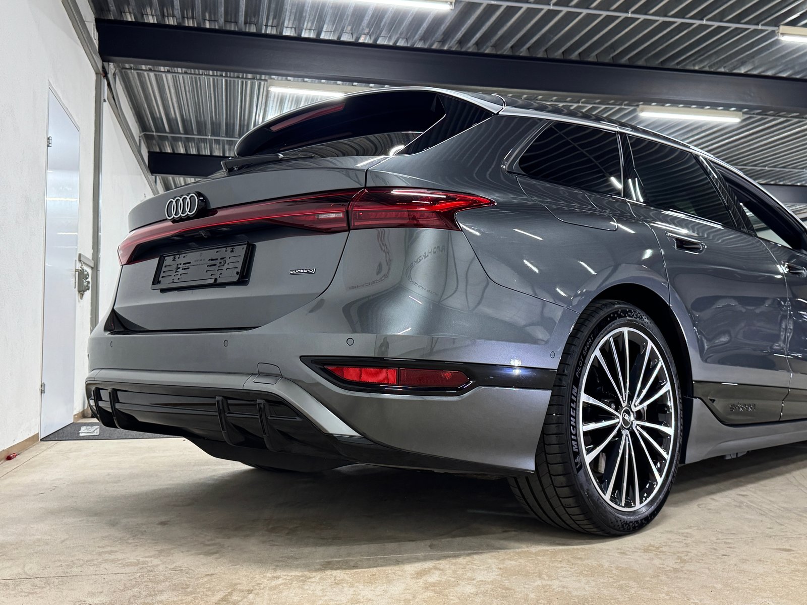 AUDI A6 Avant e-tron S-LINE quattro 428PS // CH-Fahrzeug //, Électrique, Occasion / Utilisé, Automatique - 6