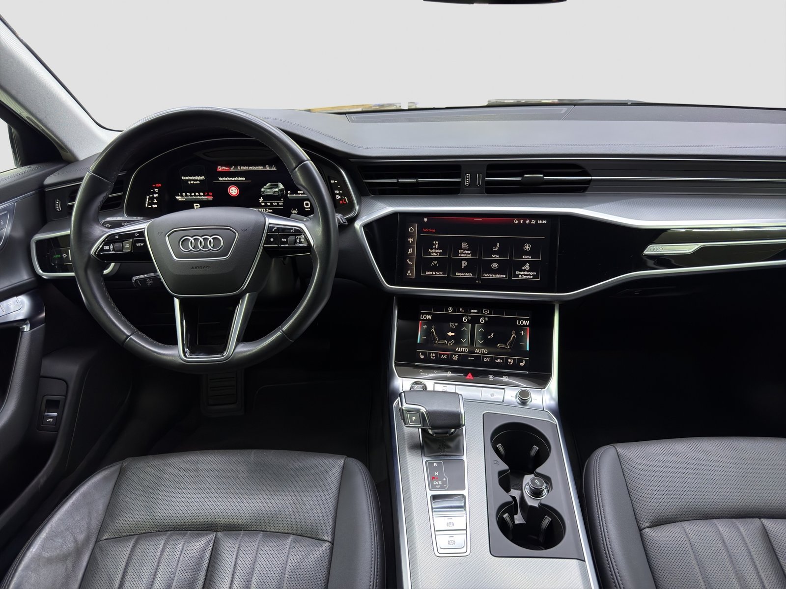 AUDI A6 Avant 45 TFSI Design S-tronic, Mild-Hybrid Petrol/Electric, Second hand / Used, Automatic - 7