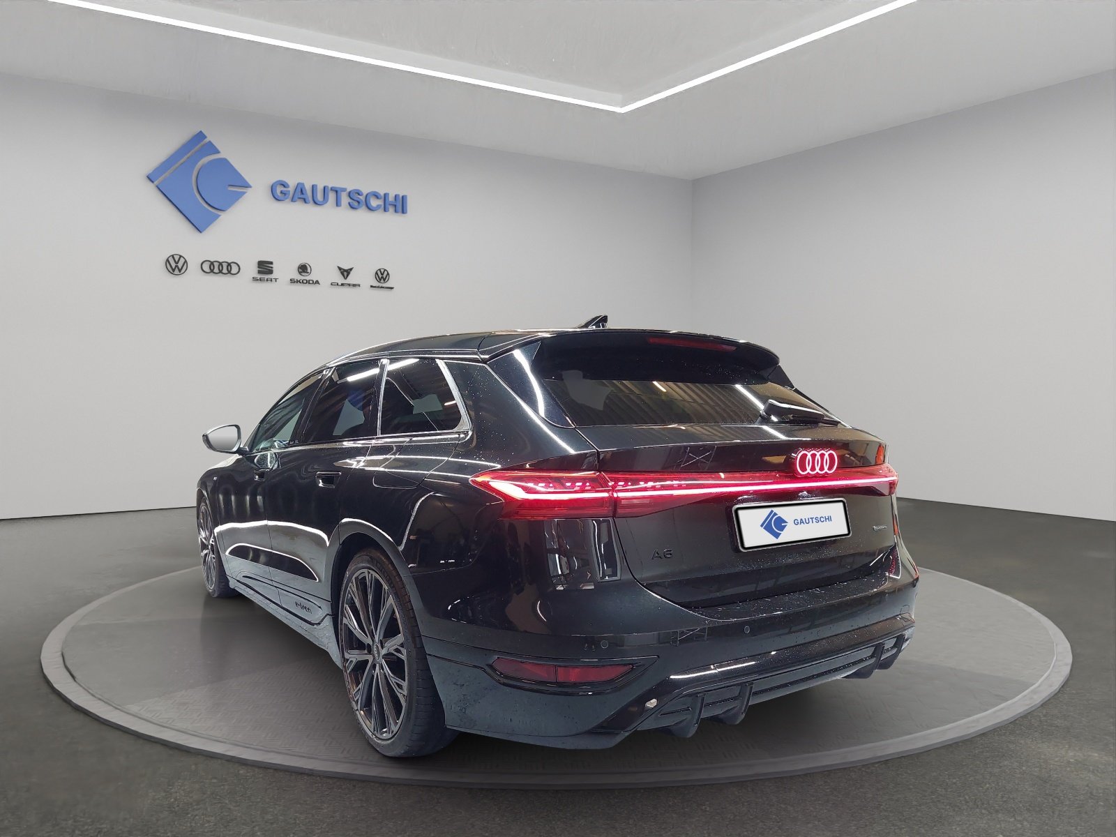 AUDI A6 Avant e-tron quattro, Electric, Second hand / Used, Automatic - 3