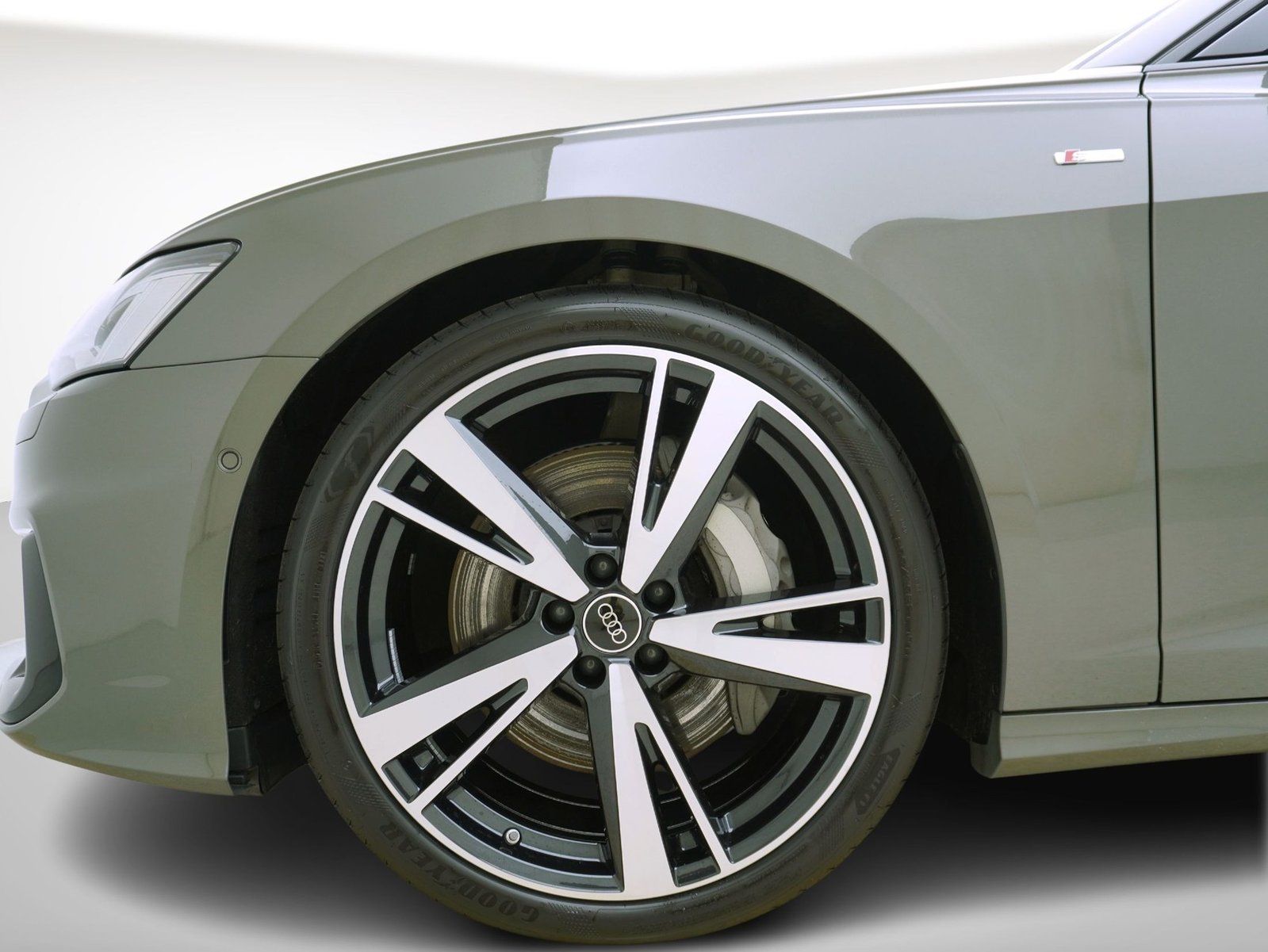AUDI A6 Avant 50 TFSI e S Line quattro S-Tronic **Audi Werks, Plug-in-Hybrid Benzin/Elektro, Occasion / Gebraucht, Automatik - 7
