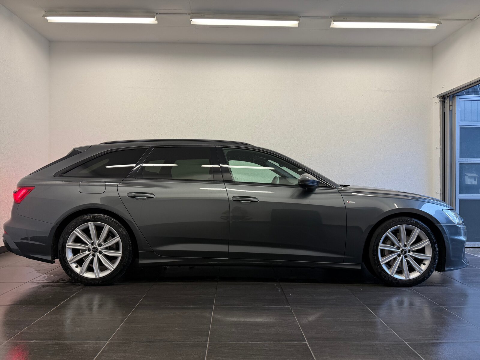 AUDI A6 Avant 45 TFSI Sport S-tronic quattro, Mild-Hybrid Petrol/Electric, Second hand / Used, Automatic - 5