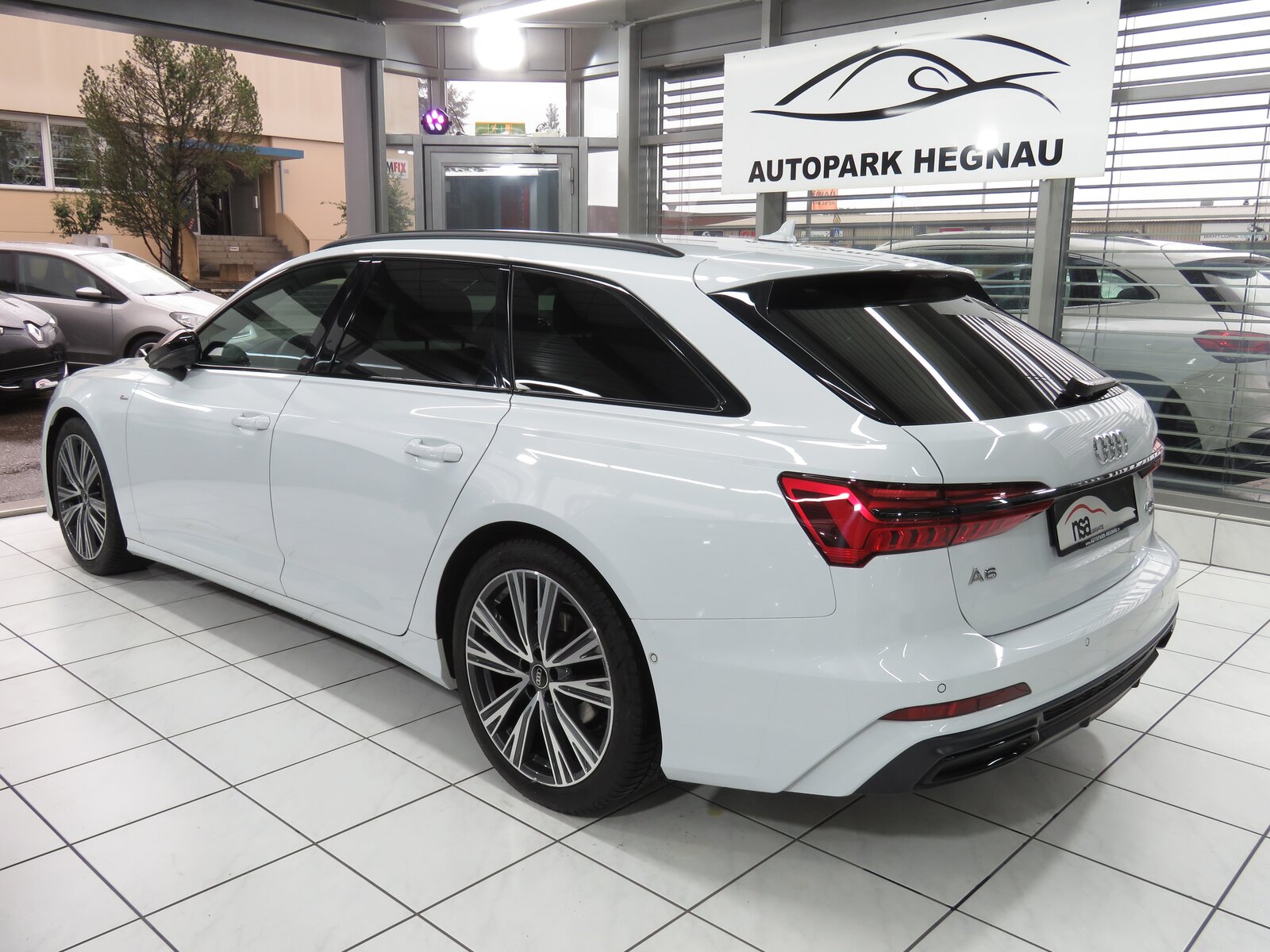 AUDI A6 Avant 40 TDI Sport Attraction Quattro S-tronic (Auto, Mild-Hybrid Diesel/Electric, Second hand / Used, Automatic - 6