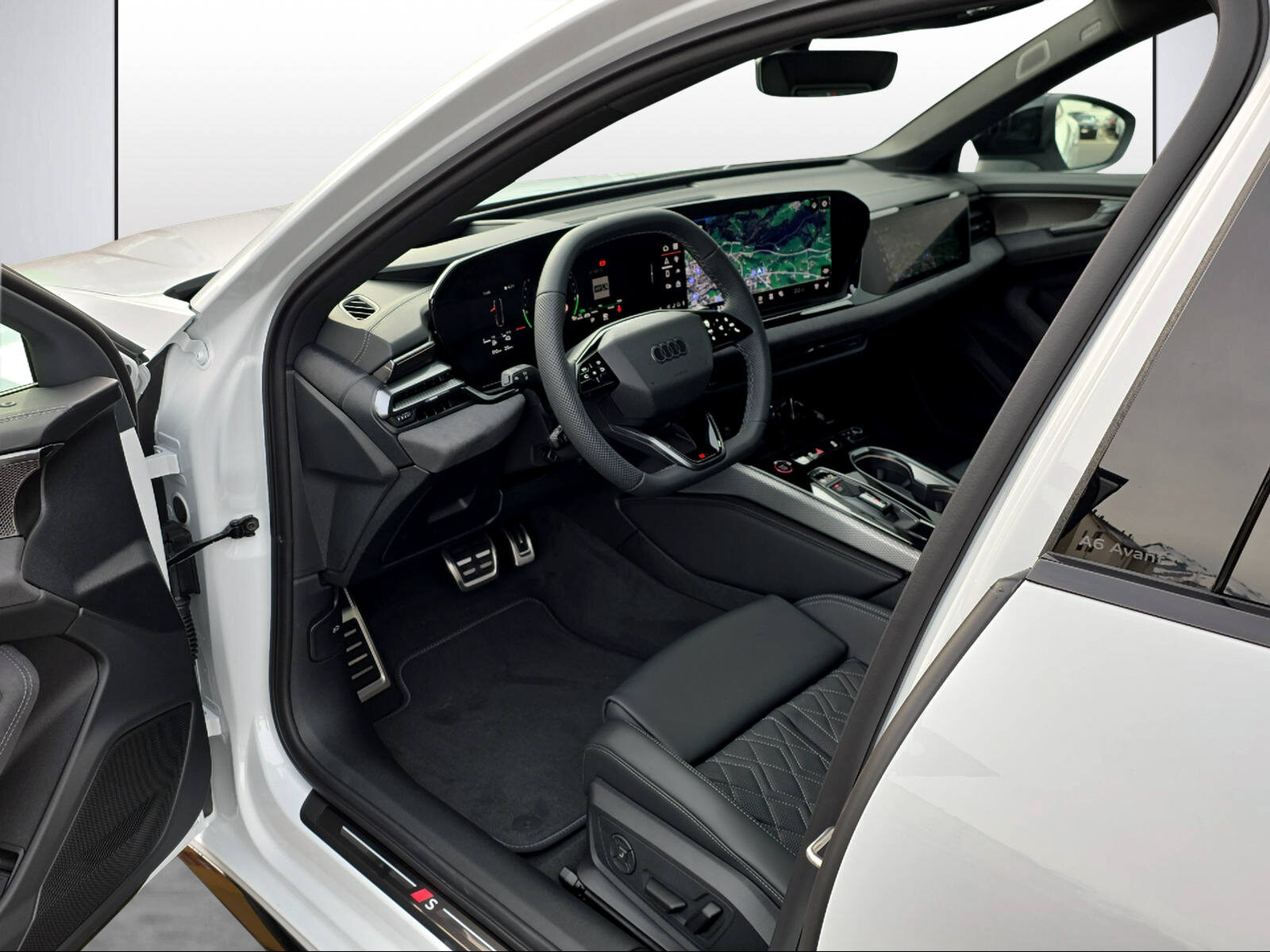 AUDI A6 Avant e-hybrid 270 kW, Full-Hybrid Petrol/Electric, Second hand / Used, Automatic - 6