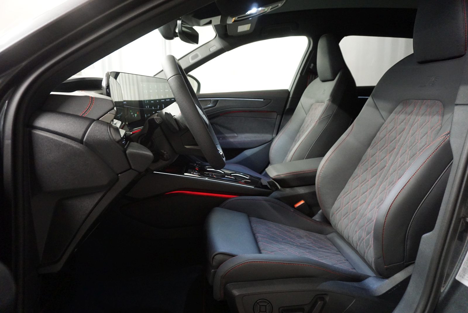 AUDI A6 Avant TFSI 270 kW, Essence, Voiture de démonstration, Automatique - 7