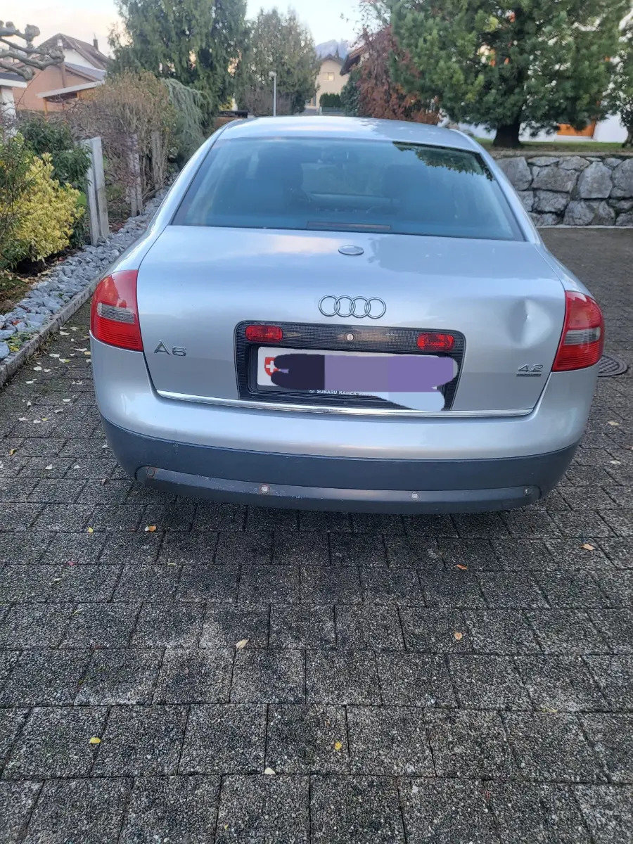 AUDI A6 4.2 V8 40V quattro, Benzin, Occasion / Gebraucht, Automatik - 3