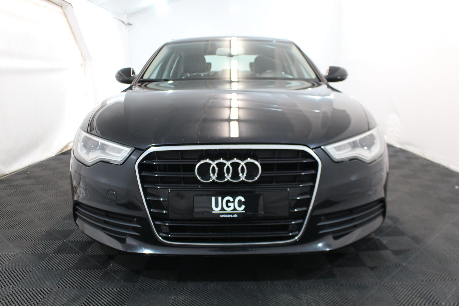 AUDI A6 2.0 TDI, Diesel, Second hand / Used, Manual - 2