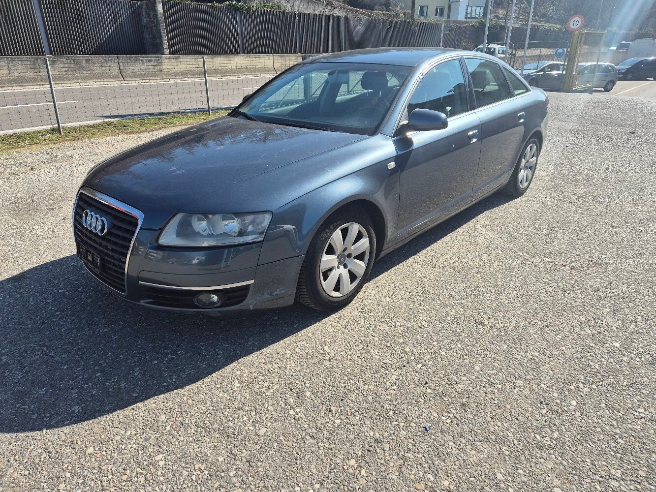 AUDI A6 2.4 V6, Essence, Occasion / Utilisé, Manuelle - 3