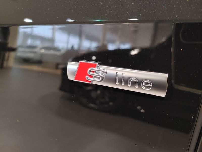 AUDI A8 60 TFSI e, Hybride Intégral Essence/Électricité, Occasion / Utilisé, Automatique - 3