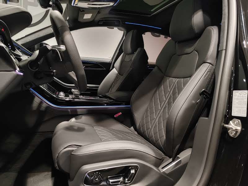 AUDI A8 60 TFSI e, Hybride Intégral Essence/Électricité, Occasion / Utilisé, Automatique - 5