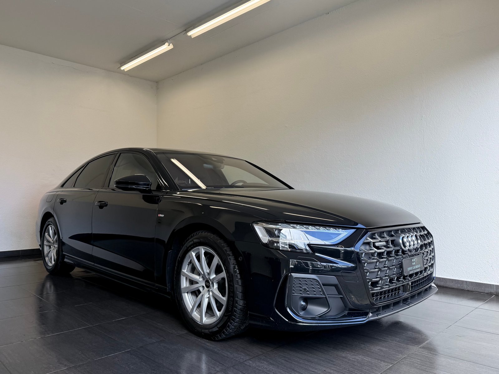 AUDI A8 50 TDI quattro tiptronic, Mild-Hybrid Diesel/Electric, Second hand / Used, Automatic - 3