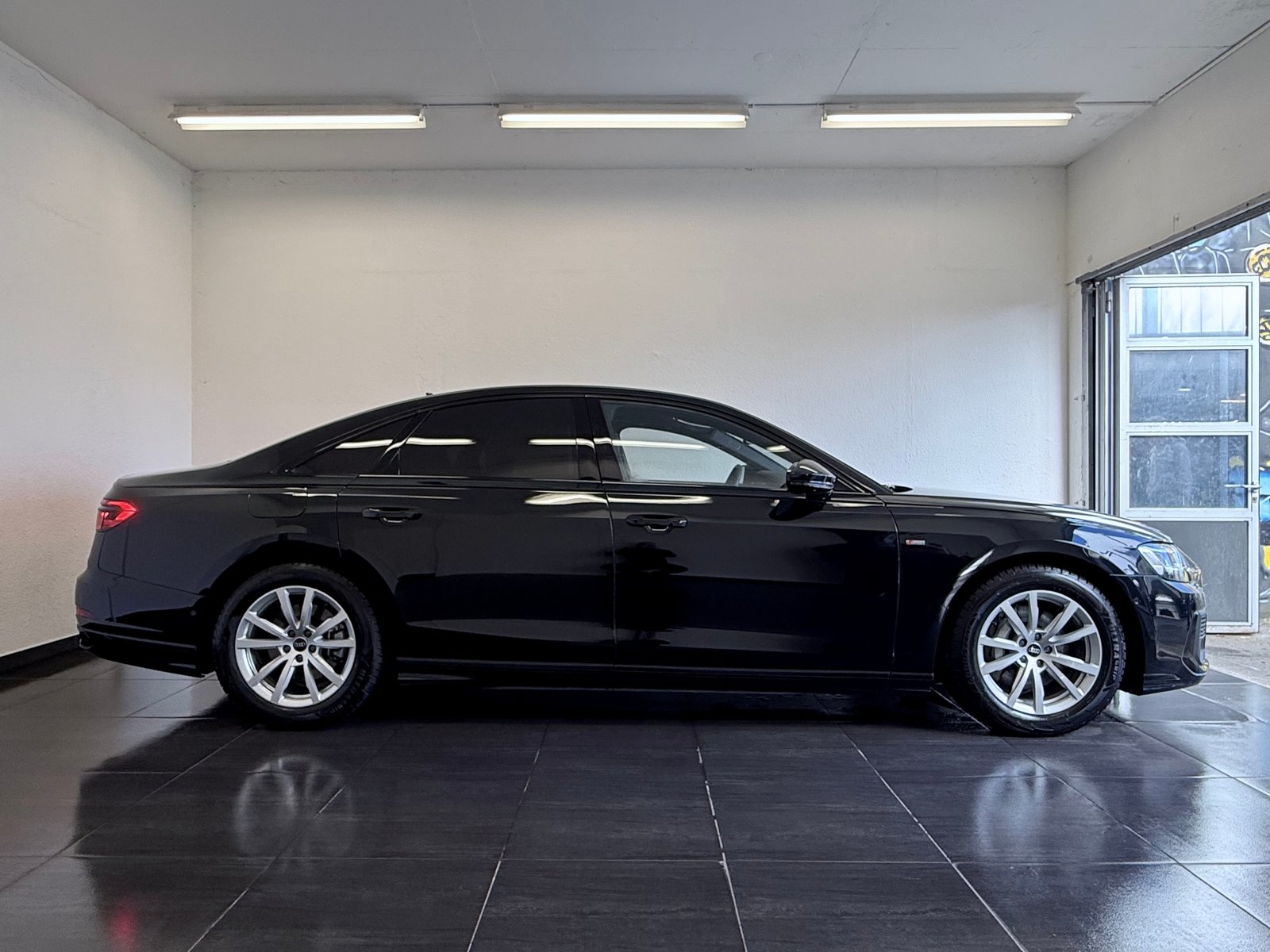 AUDI A8 50 TDI quattro tiptronic, Mild-Hybrid Diesel/Electric, Second hand / Used, Automatic - 6