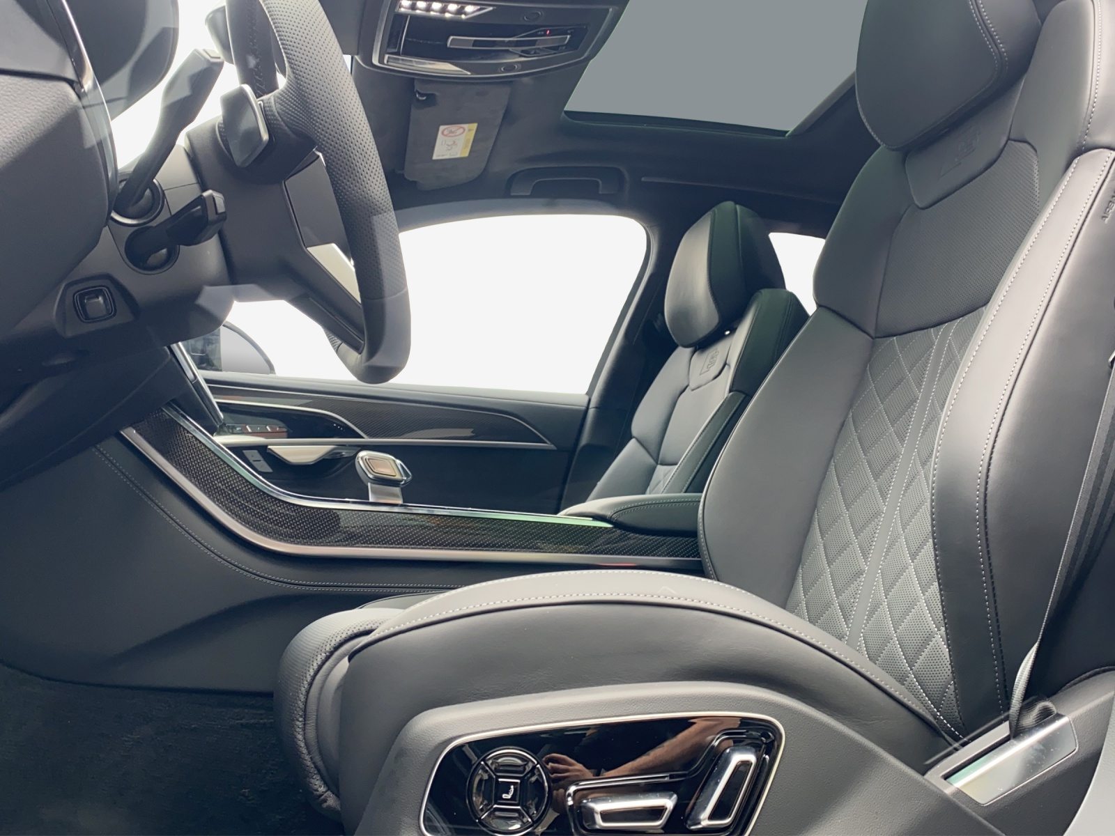 AUDI A8 60 TFSI e, Voll-Hybrid Benzin/Elektro, Occasion / Gebraucht, Automatik - 7
