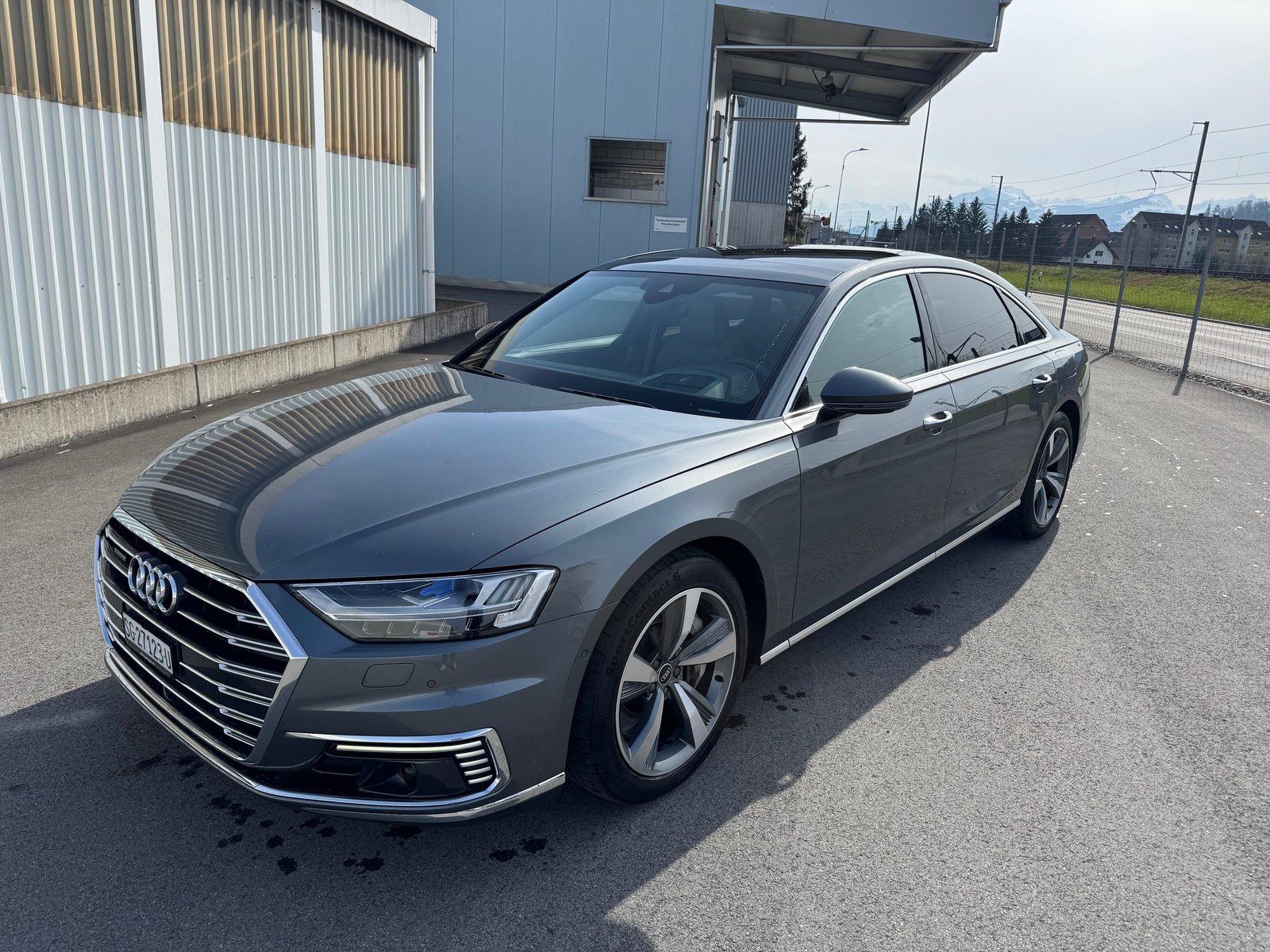 AUDI A8 60 L TFSI e quattro tiptronic