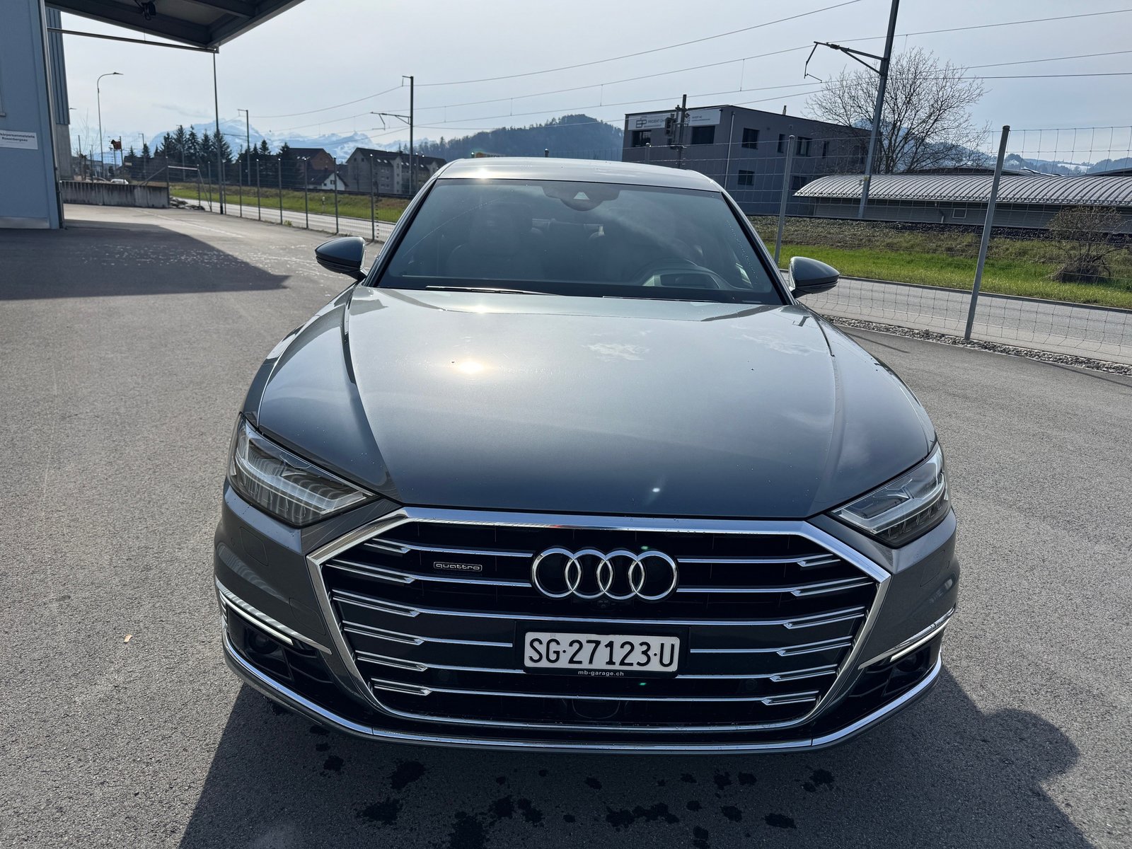 AUDI A8 60 L TFSI e quattro tiptronic, Hybride Rechargeable Essence/Électricité, Occasion / Utilisé, Automatique - 2