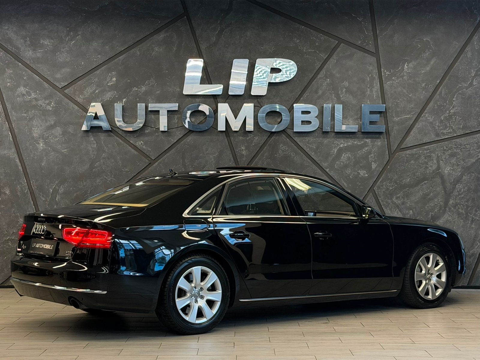 AUDI A8 4.2 FSI quattro tiptronic, Petrol, Second hand / Used, Automatic - 6