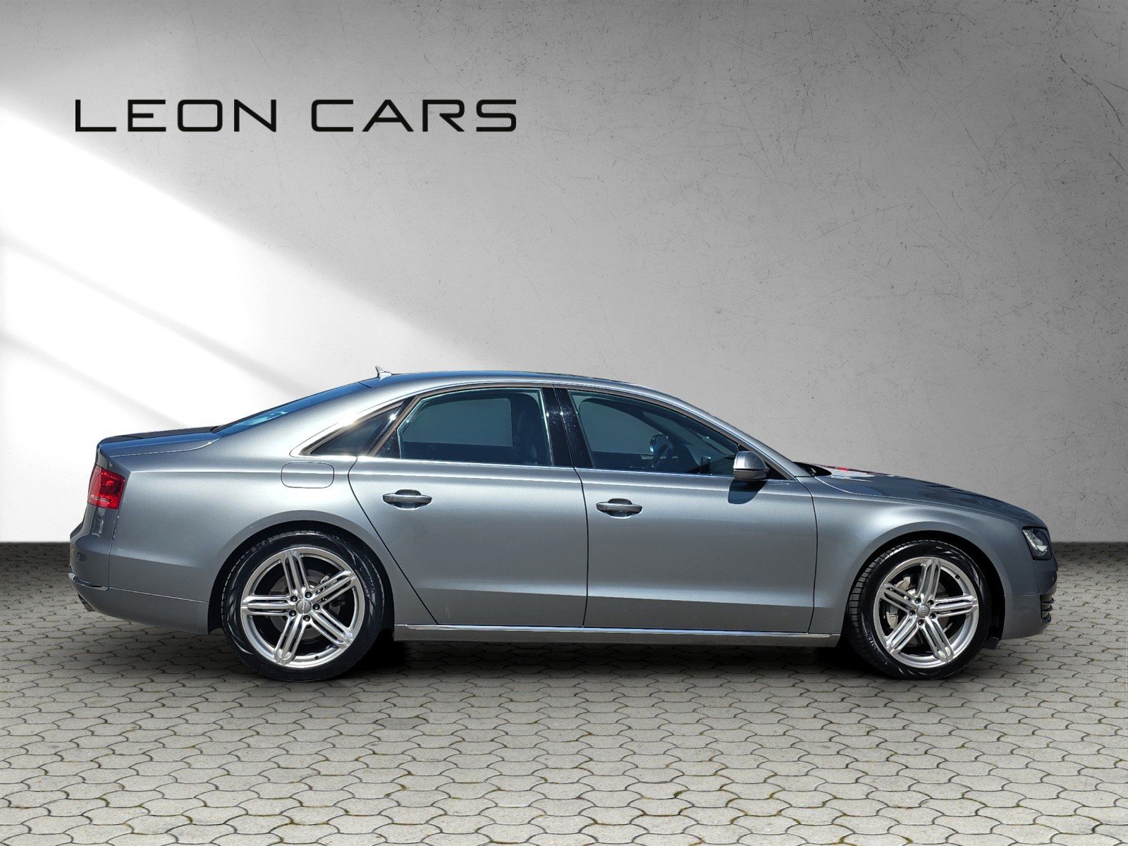 AUDI A8 3.0 TDI quattro tiptronic mit Luftfederung, Diesel, Occasioni / Usate, Automatico - 4