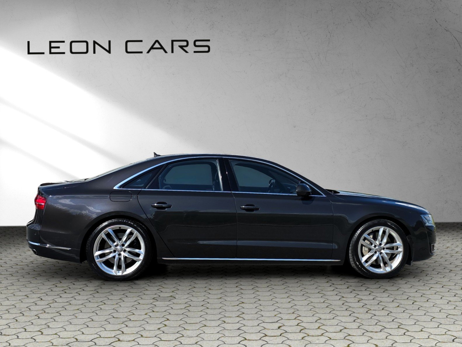 AUDI A8 4.0 TFSI V8 quattro tiptronic Luftfederung, BANG OL, Benzin, Occasion / Gebraucht, Automatik - 4