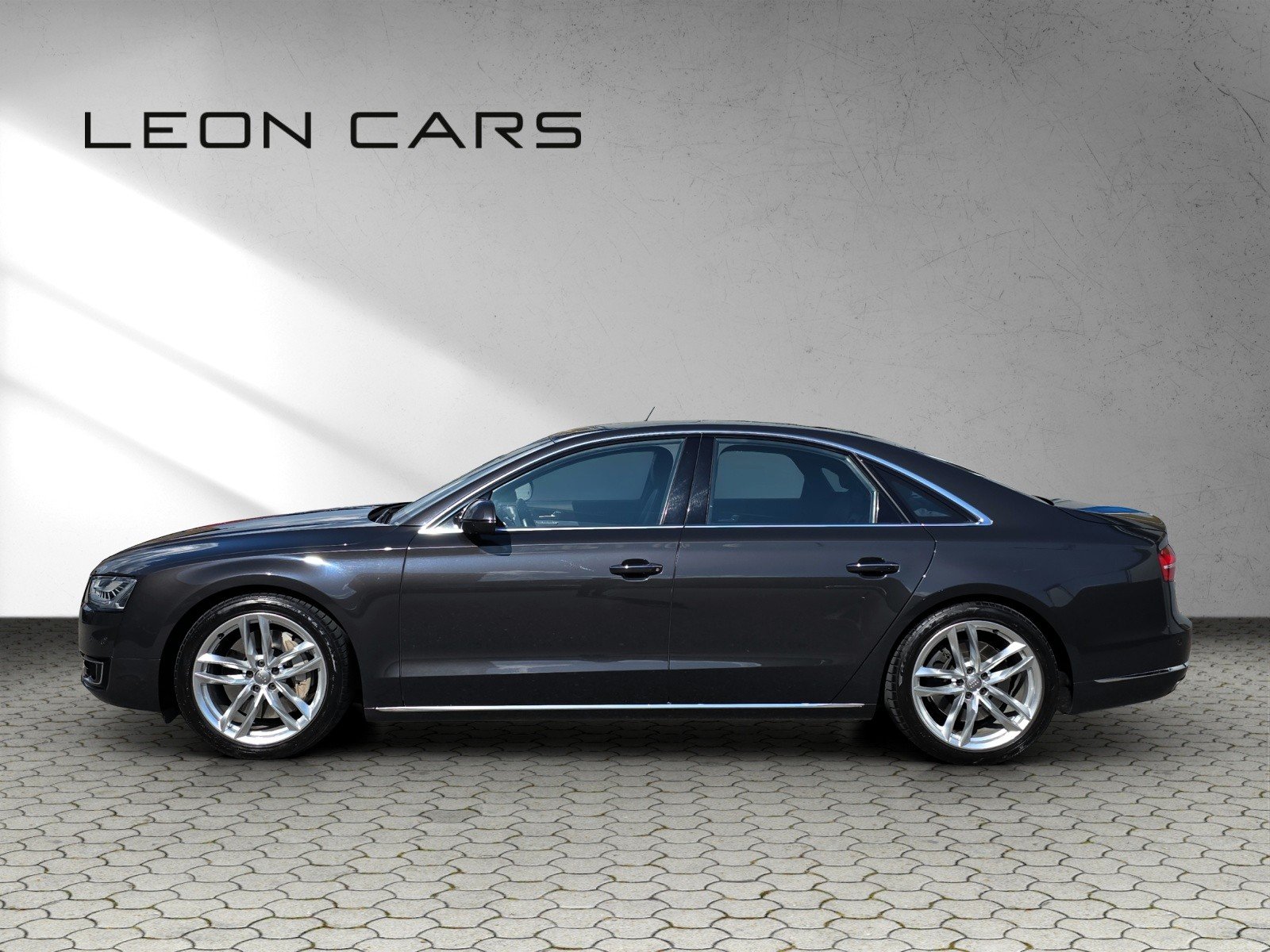 AUDI A8 4.0 TFSI V8 quattro tiptronic Luftfederung, BANG OL, Benzin, Occasion / Gebraucht, Automatik - 7